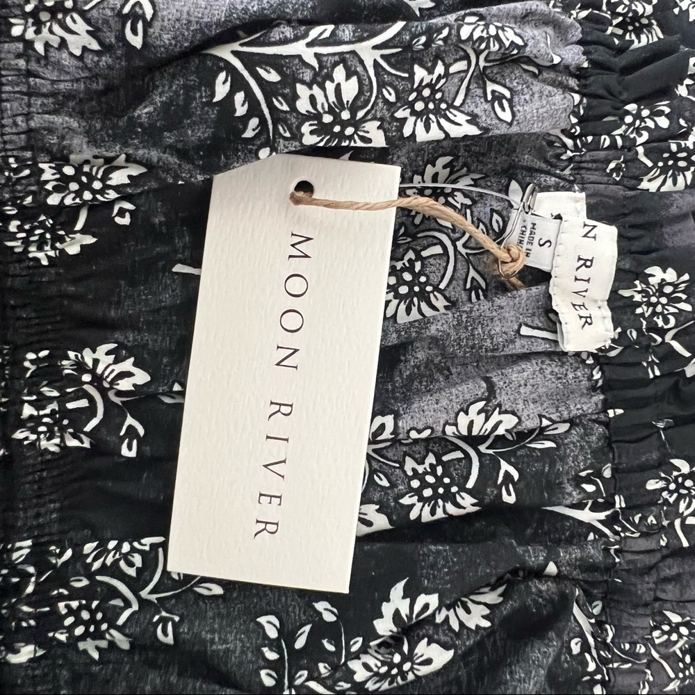 ✨Moon River✨ Printed Tie Strap Dress🌹 - Picture 10 of 13